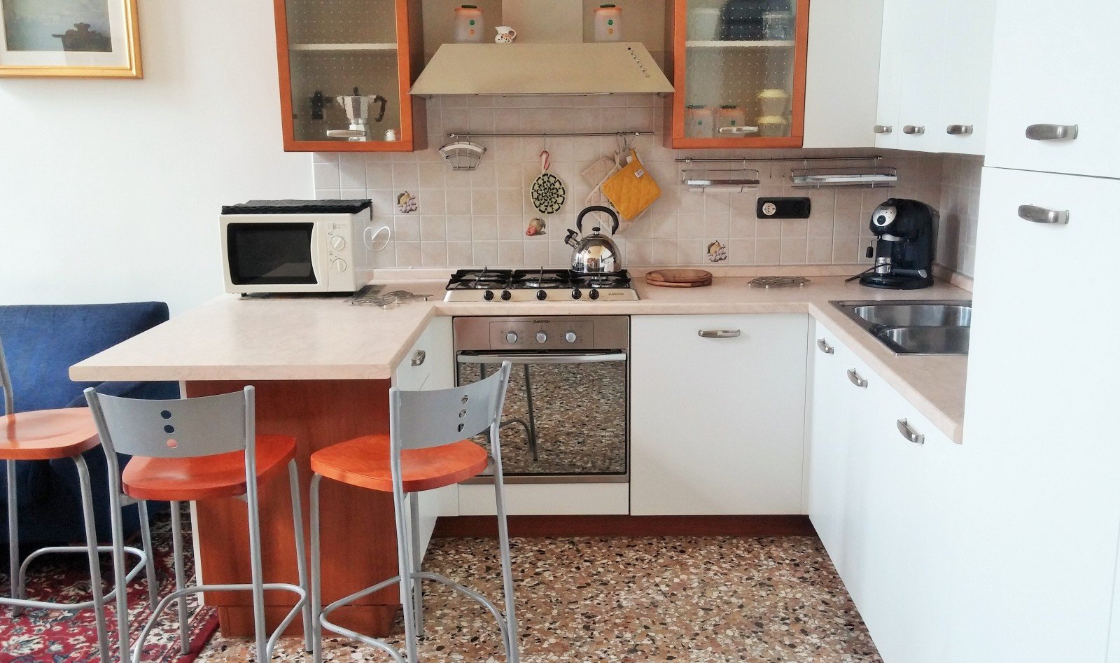 paradiso 2 -kitchen 1