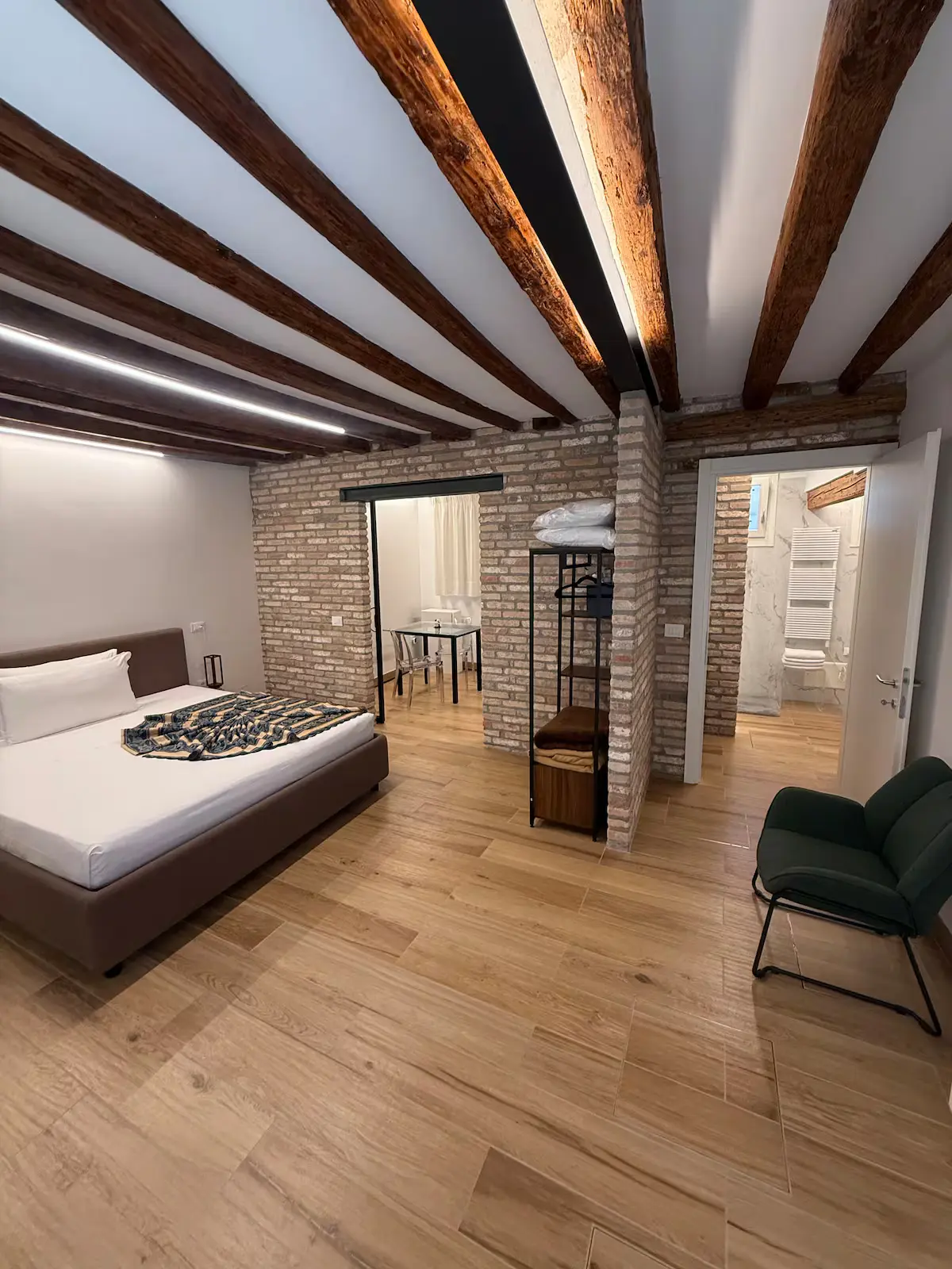 specchiera - bedroom 3