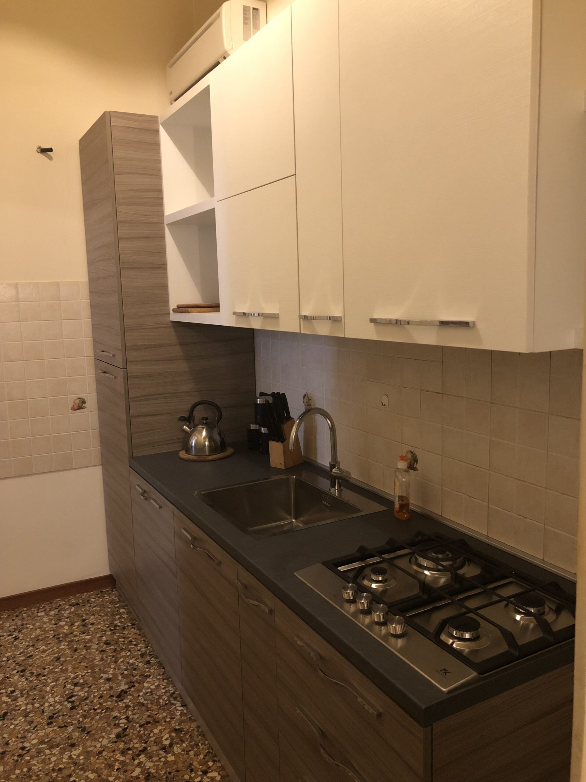 paradiso 1 - Kitchen 2