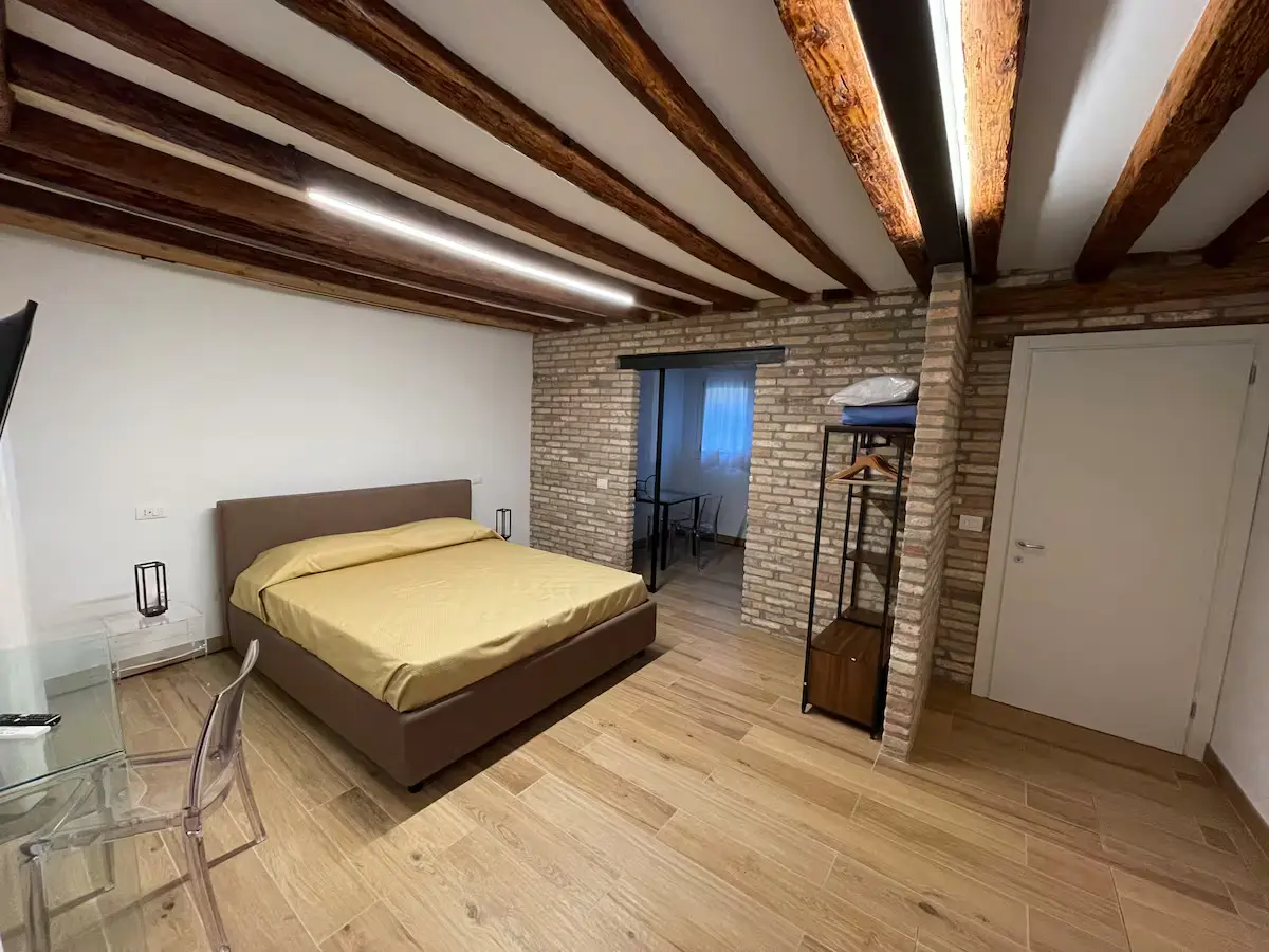 specchiera - bedroom 2