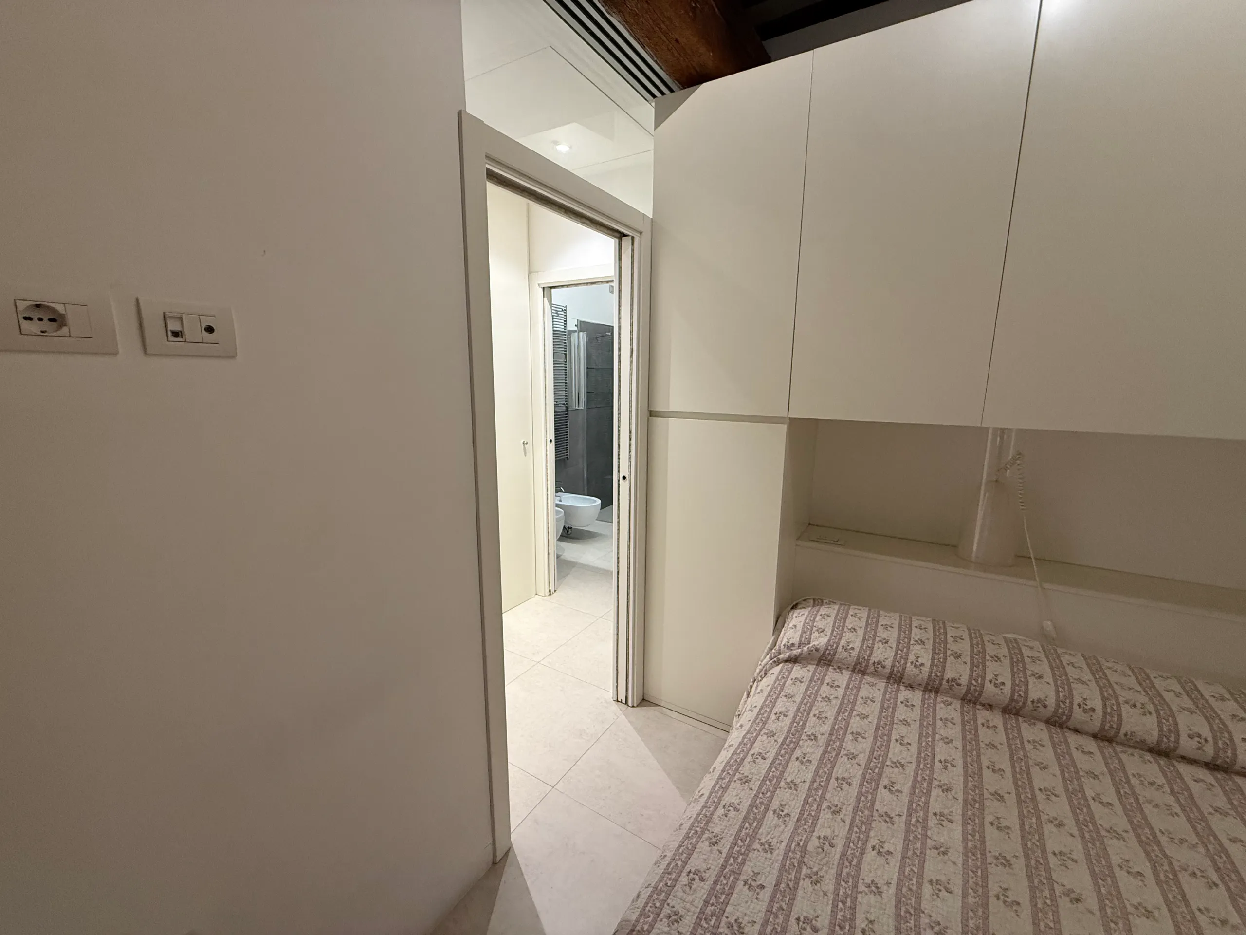 carbona sconta - bedroom 1