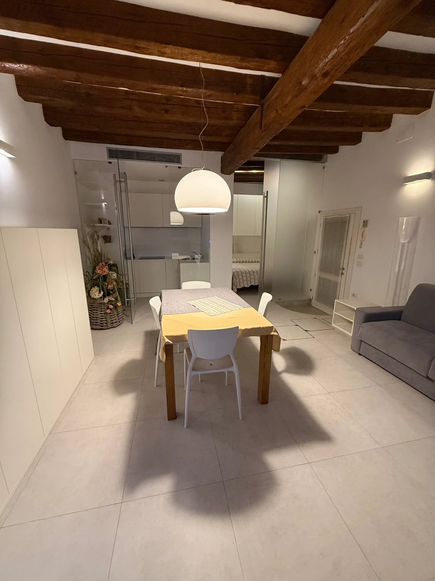 carbona sconta - living 1