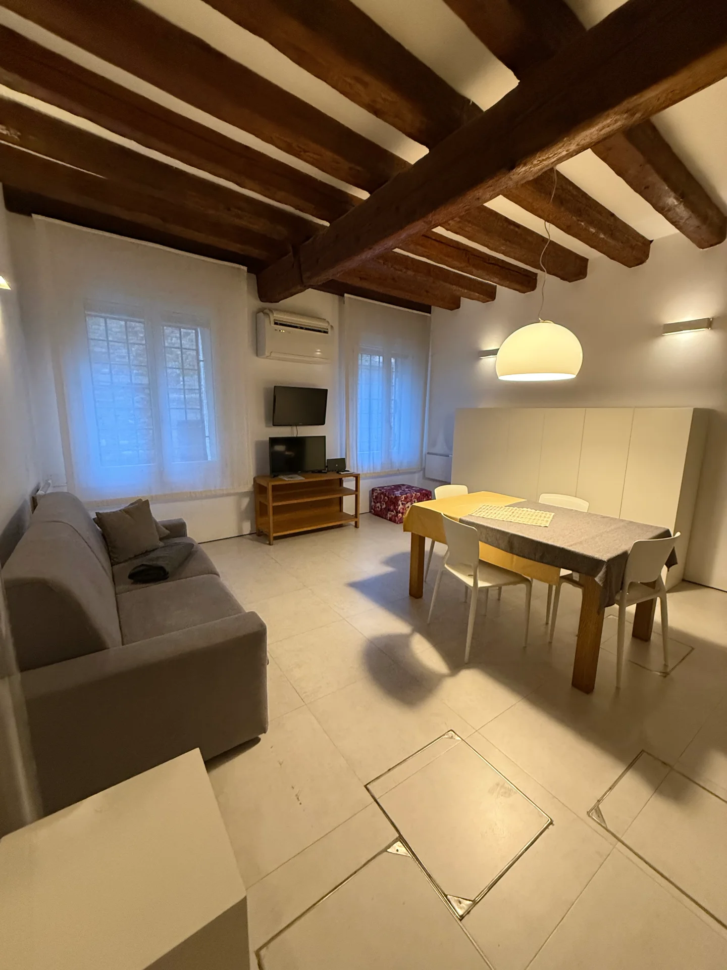 carbona sconta - living 5