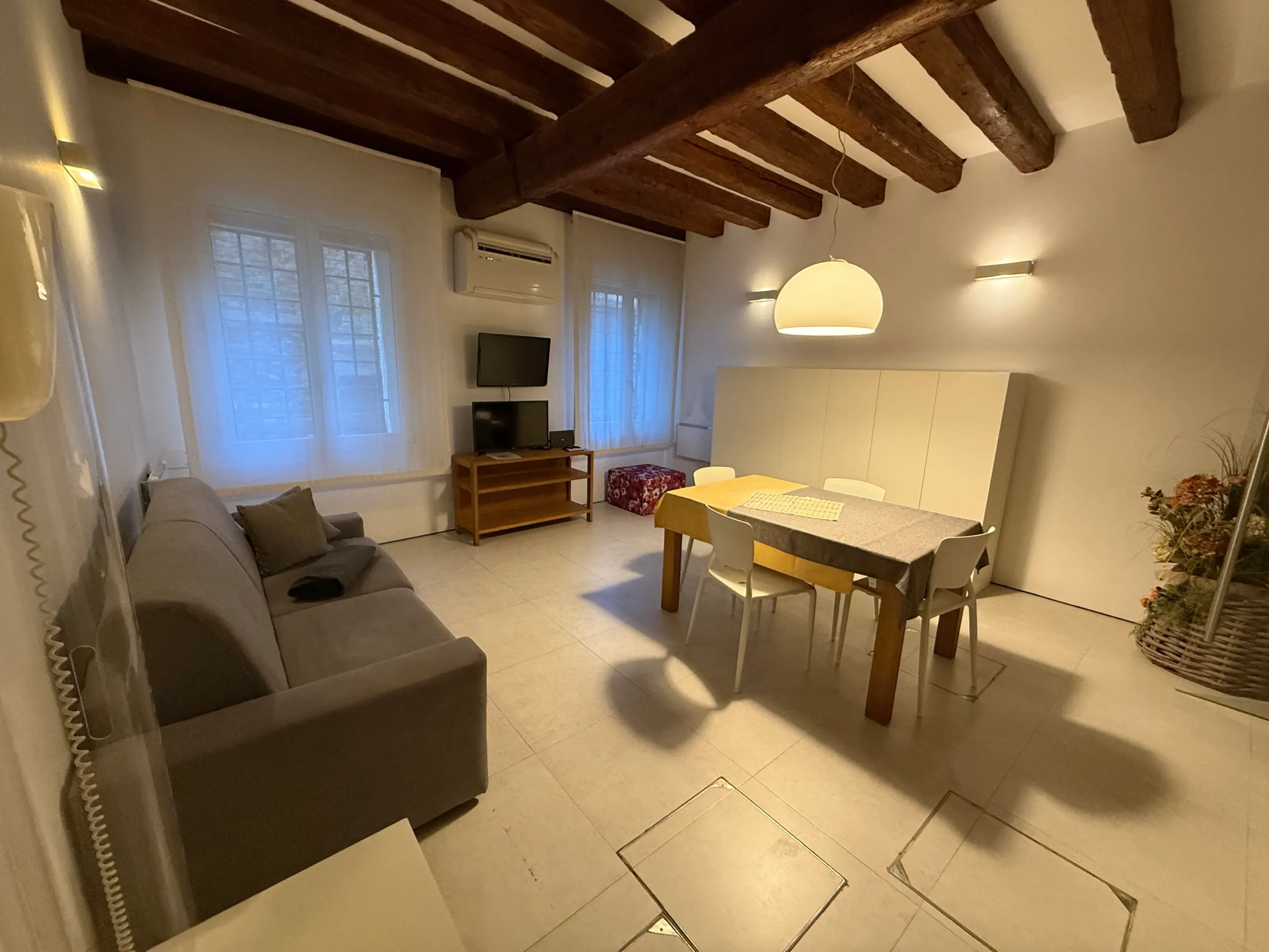 carbona sconta - living 6